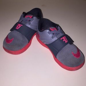 Nike Sneakers (toddler)